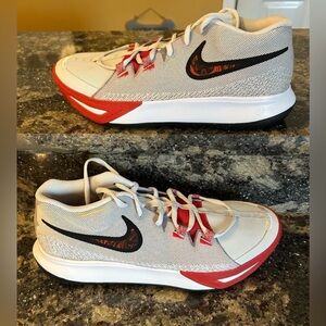 Nike Kyrie Flytrap 6 Mens Gray Red Athletic Shoes Sneakers DM1125-002